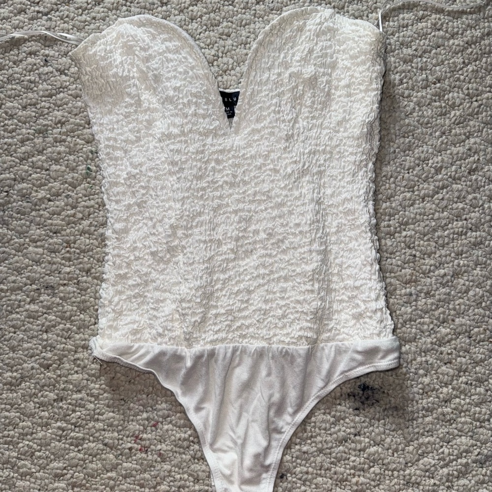 Blue Blush White Textured Bodysuit size M could go L